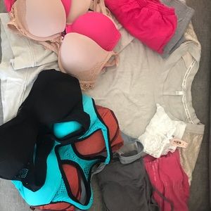 Huge Victoria’s Secret bundle